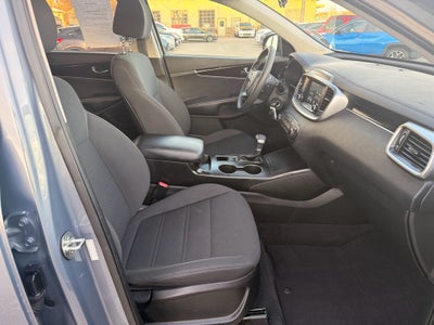 2020 Kia Sorento LX V6
