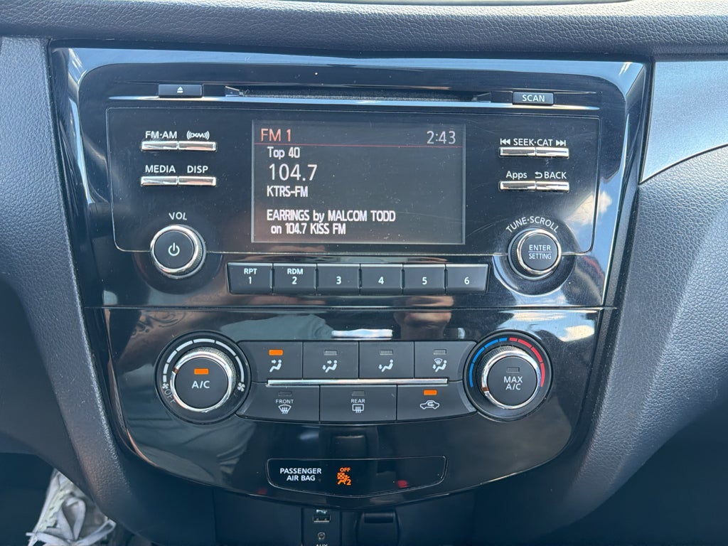 2016 Nissan Rogue S