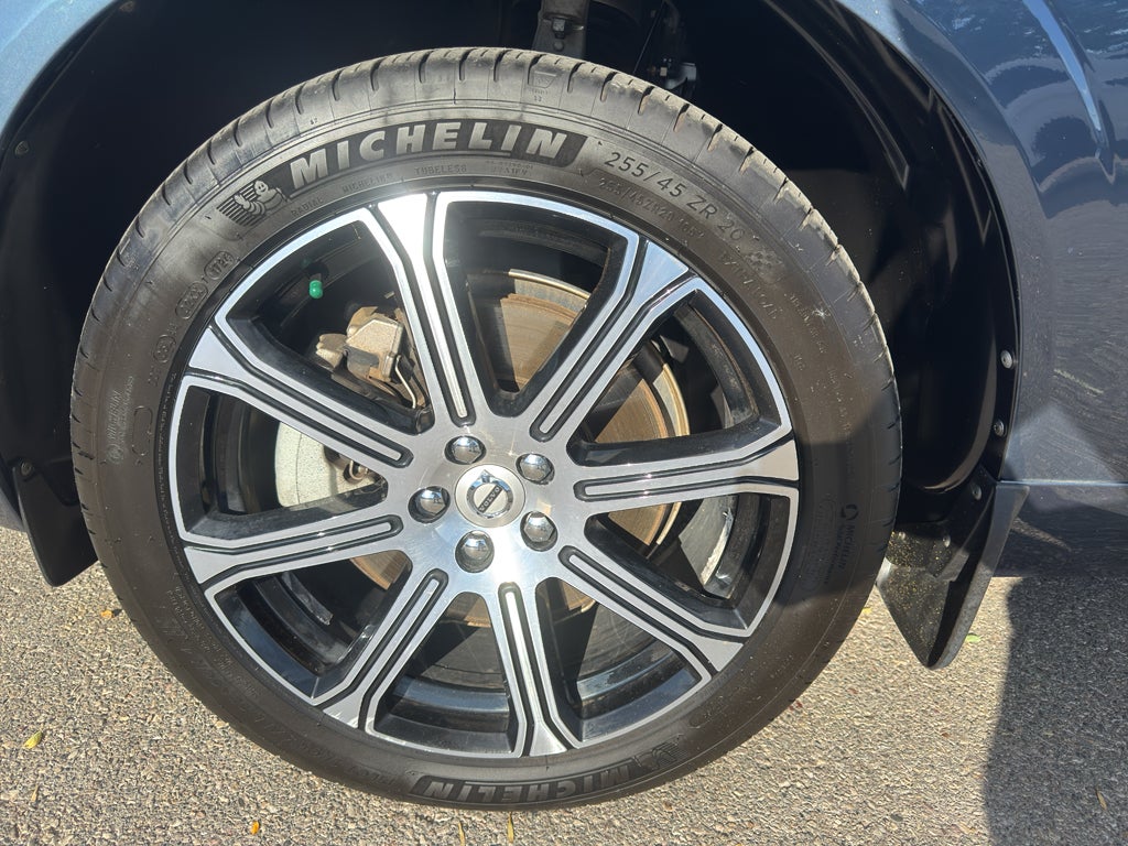 2021 Volvo XC60 Inscription